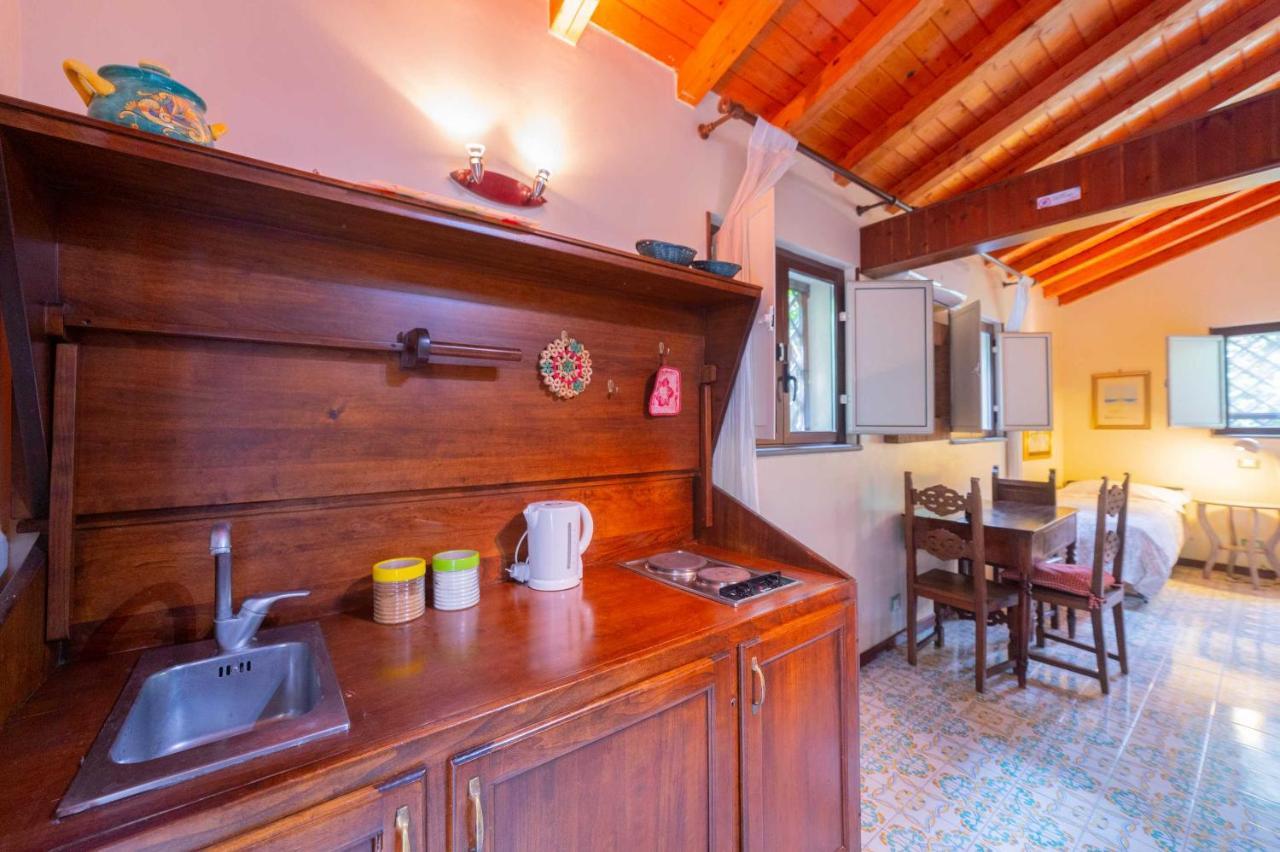 Etna Botanic Garden Apartment Маскалучия Екстериор снимка